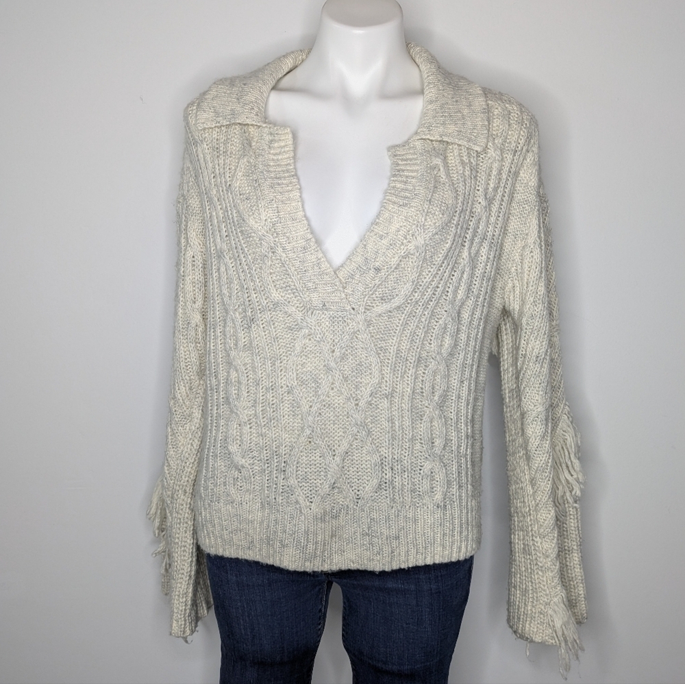 WHBM Off White Grey Deep V Neck Fringe Long Sleeve Sweater M